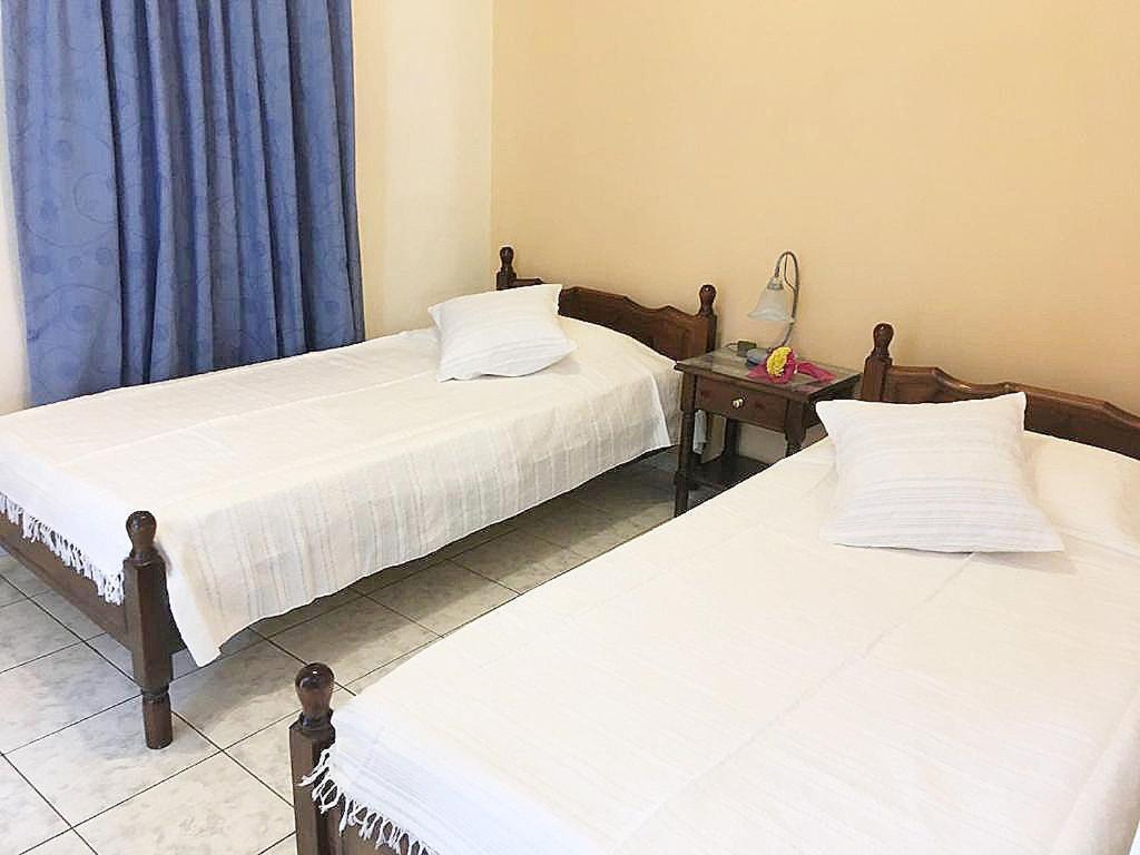 Evangelia House Sea View Apartments Agia Pelagia  外观 照片