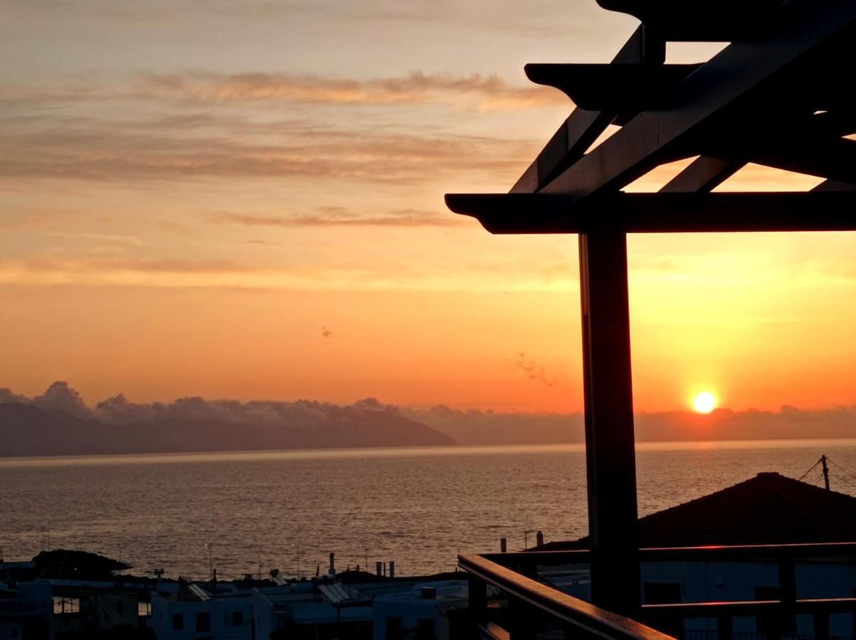 Evangelia House Sea View Apartments Agia Pelagia  外观 照片